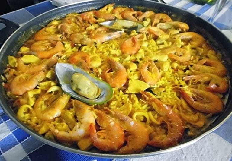 Paella de frango e marisco Receitas Para Todos os Gostos
