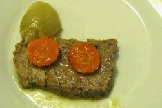 Carne Estufada com Cenoura e Cebola