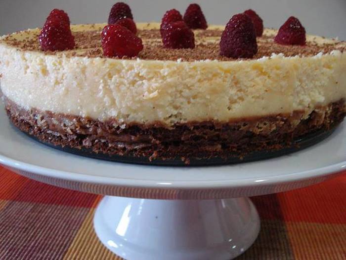Cheesecake com Base de Chocolate